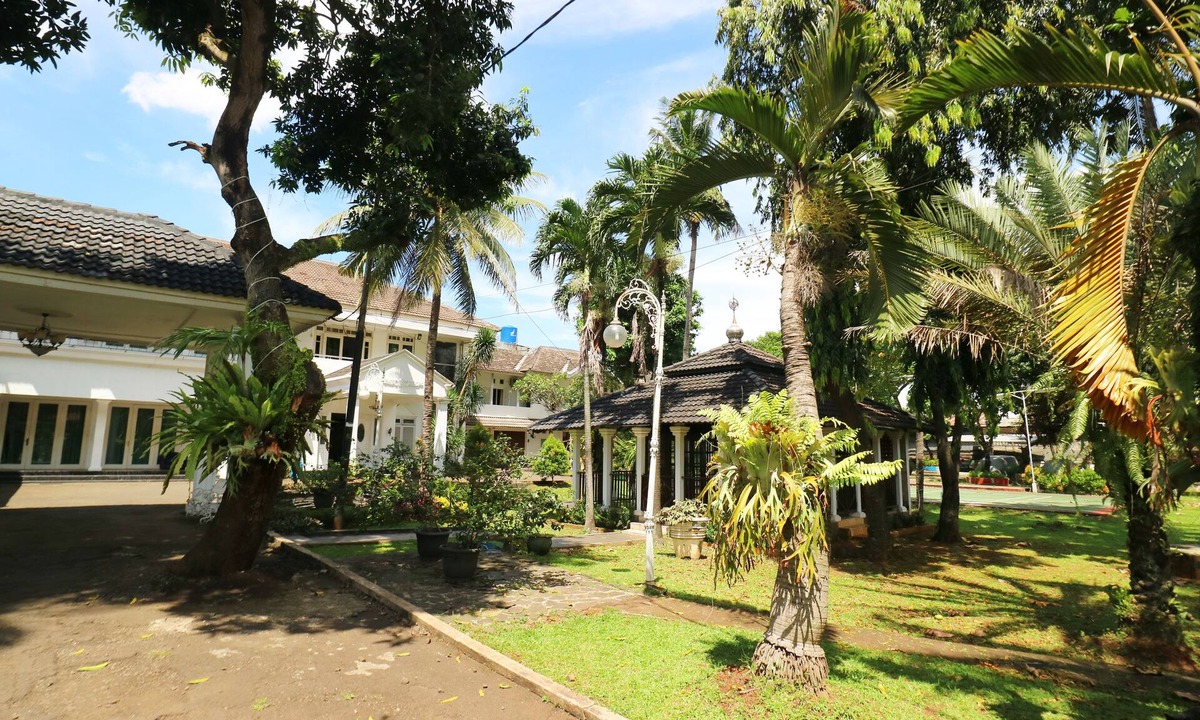 East Jakarta House | Villa Sri Manganti