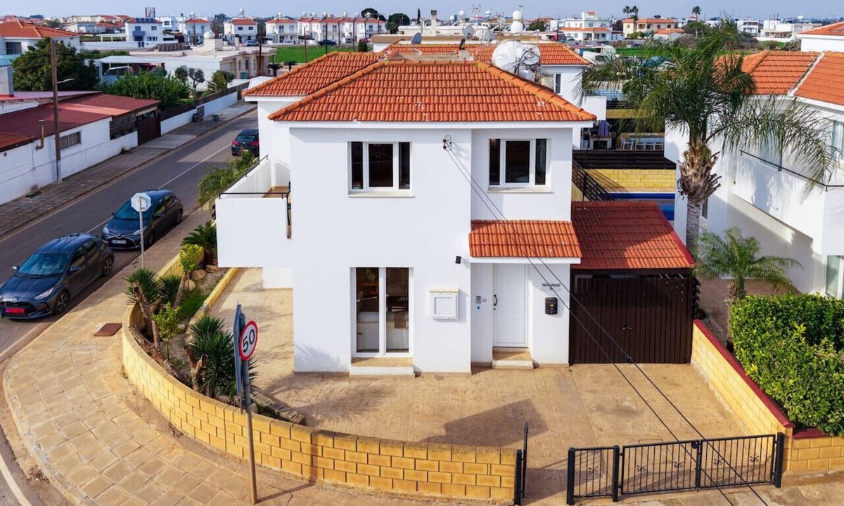 Xylofagou House | Villa St. George Family Holiday Home