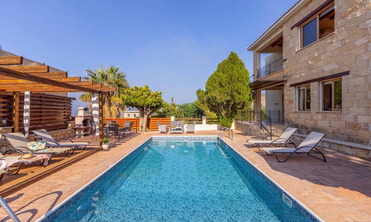 Argaka Villa | Villa Stella Argaka - Three Bedroom Villa, Sleeps 6