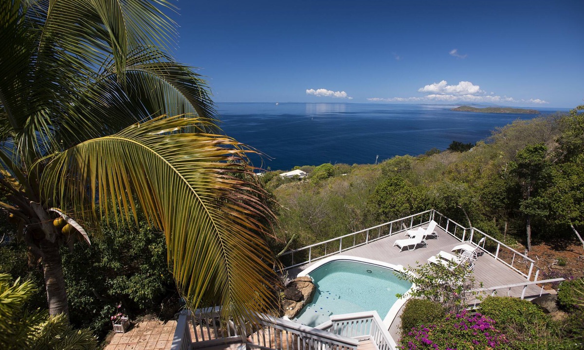 Estate Fortuna Villa | Villa Stone's Throw - A Quiet Escape