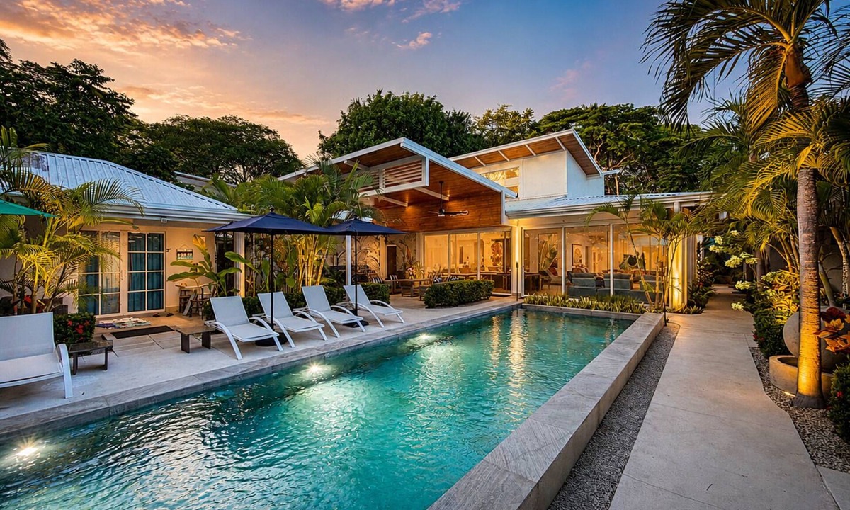 Potrero Villa | Villa Surfside | 9-Bedroom Luxury Villa in Playa Potrero, Costa Rica