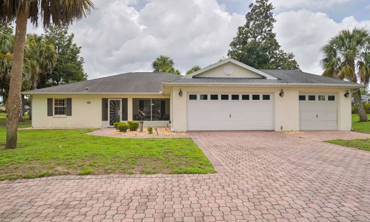 Hernando House | Villa Tilly 4 bedroom with pool - family vacations