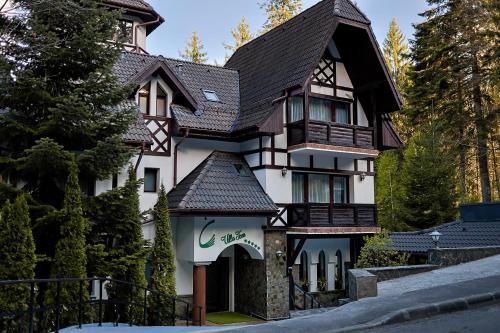 Sinaia Bed & Breakfast | Villa Tom