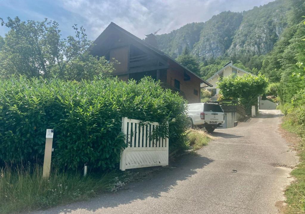 Bredannaz House | Villa traditionnelle avec vue sur le lac d'Annecy