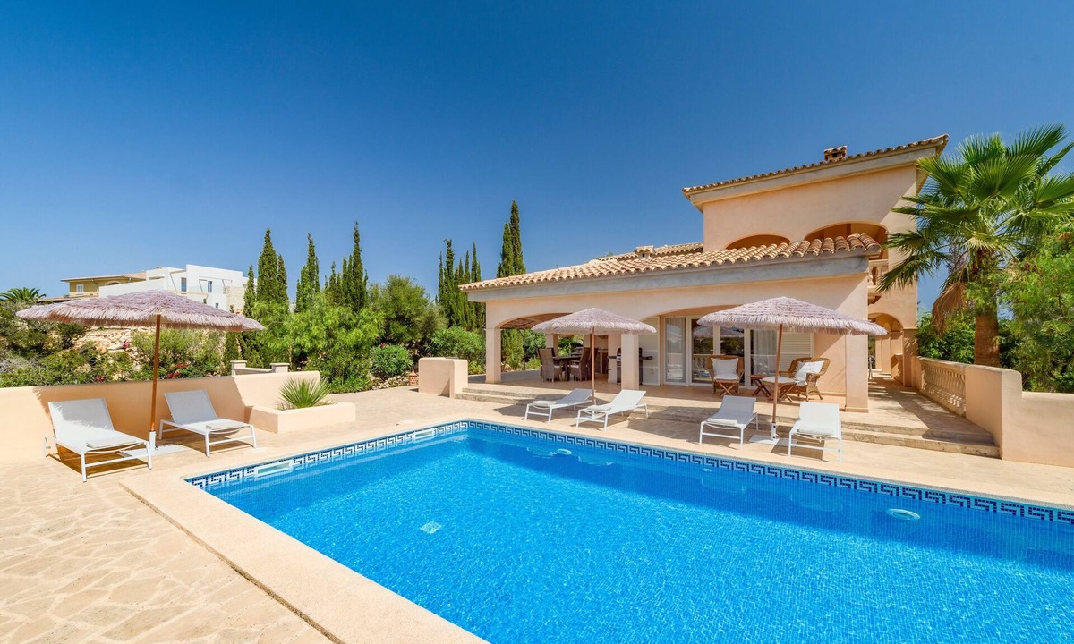 Manacor Villa | Villa Turo del Sol with partly Sea View, Pool, Garden, Terrace, Balcony & Wi-Fi