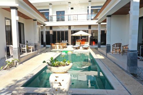 Bukit House | Villa Viking