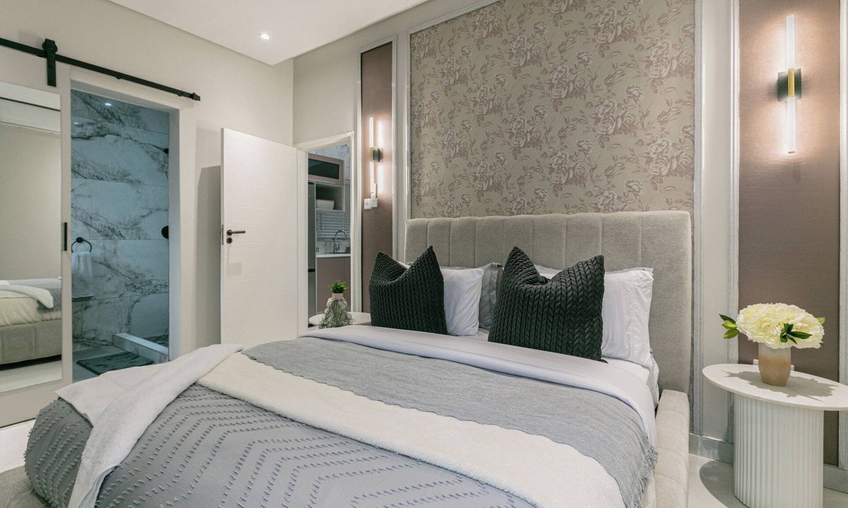 Gaborone Villa | Villa violet | Pool | 55” TV Netflix | 5 mins Mall