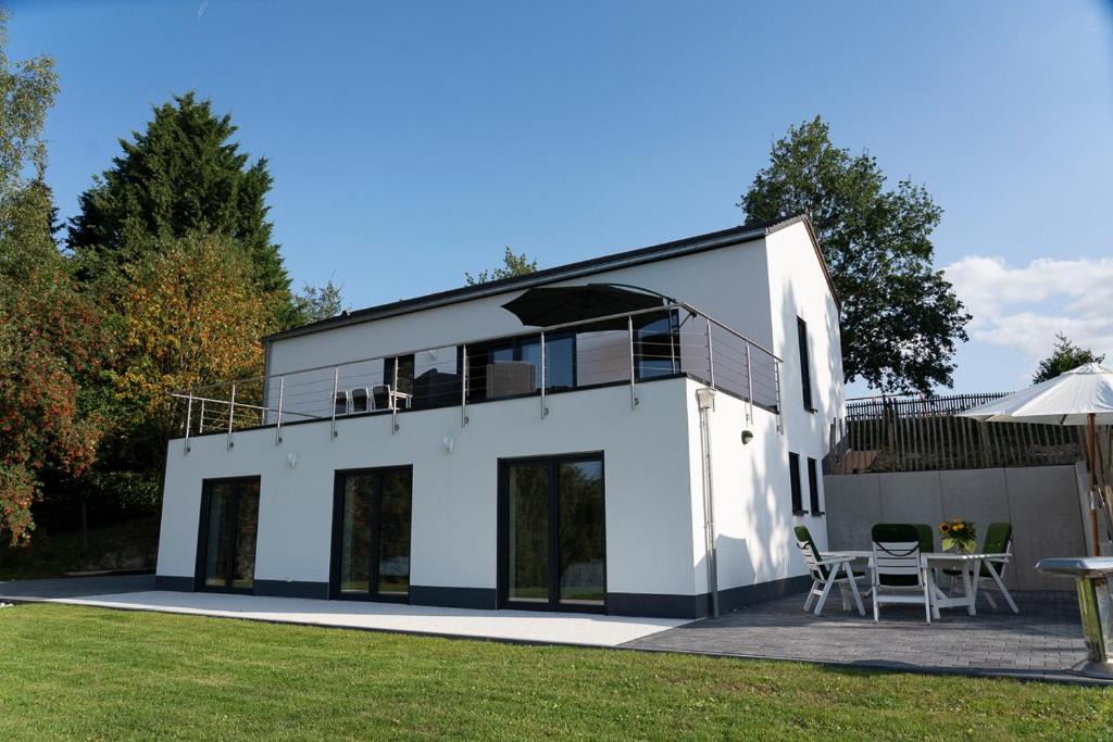 Morbach House | Villa WallAnn