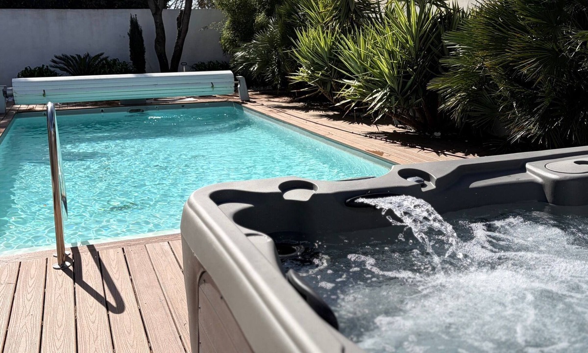 Bretignolles-sur-Mer Villa | Villa with SPA and private pool for 8 people