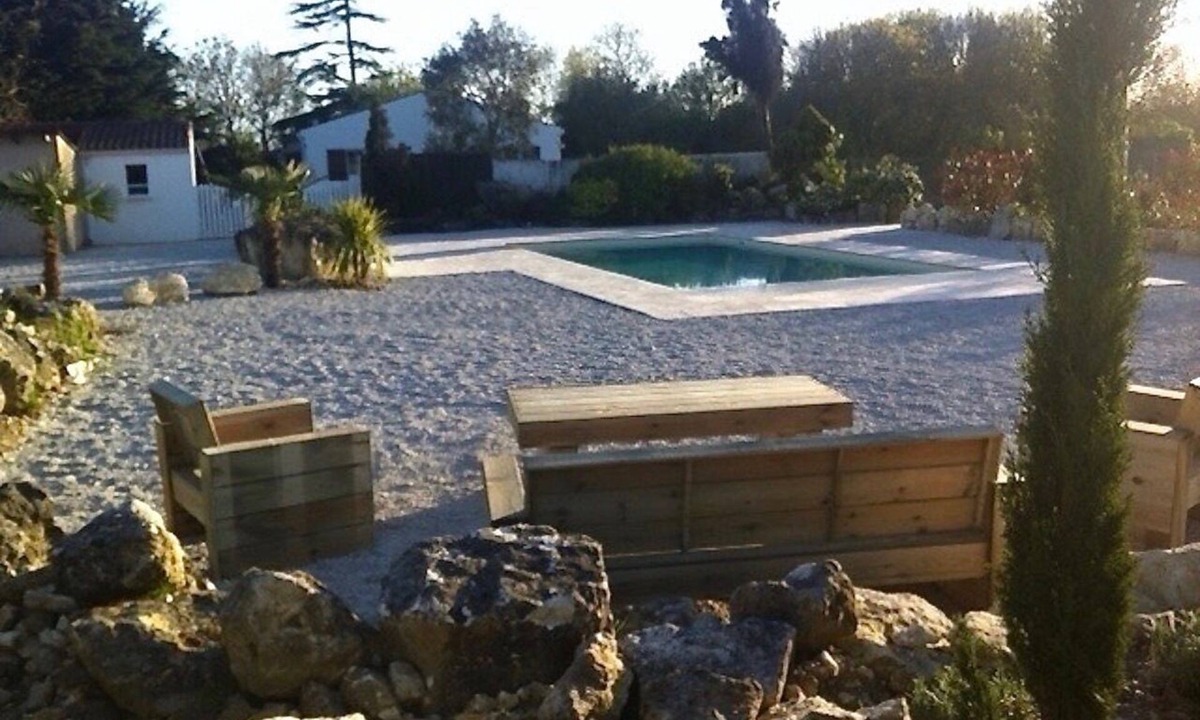 Saint-Pierre-d'Oleron Villa | Villa with swimming pool located between La Côtinère and St Pierre d'Oléron