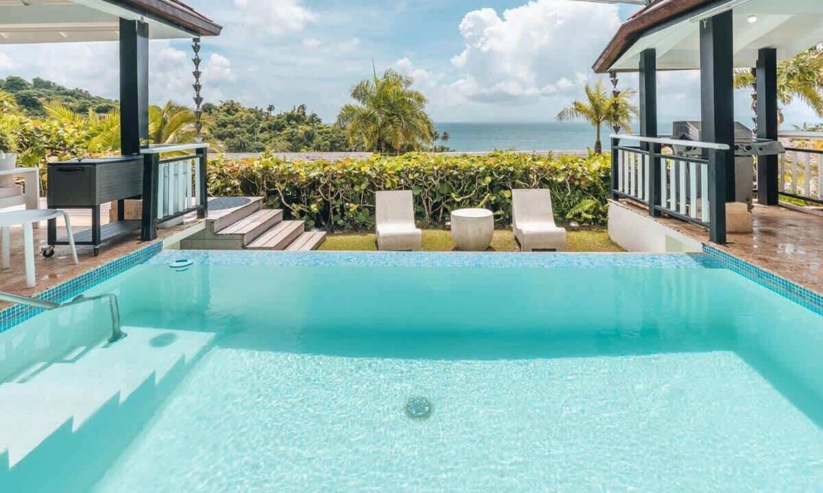 Puerto Bahia Villa | Villa with ocean view/bbq/pool/resort access
