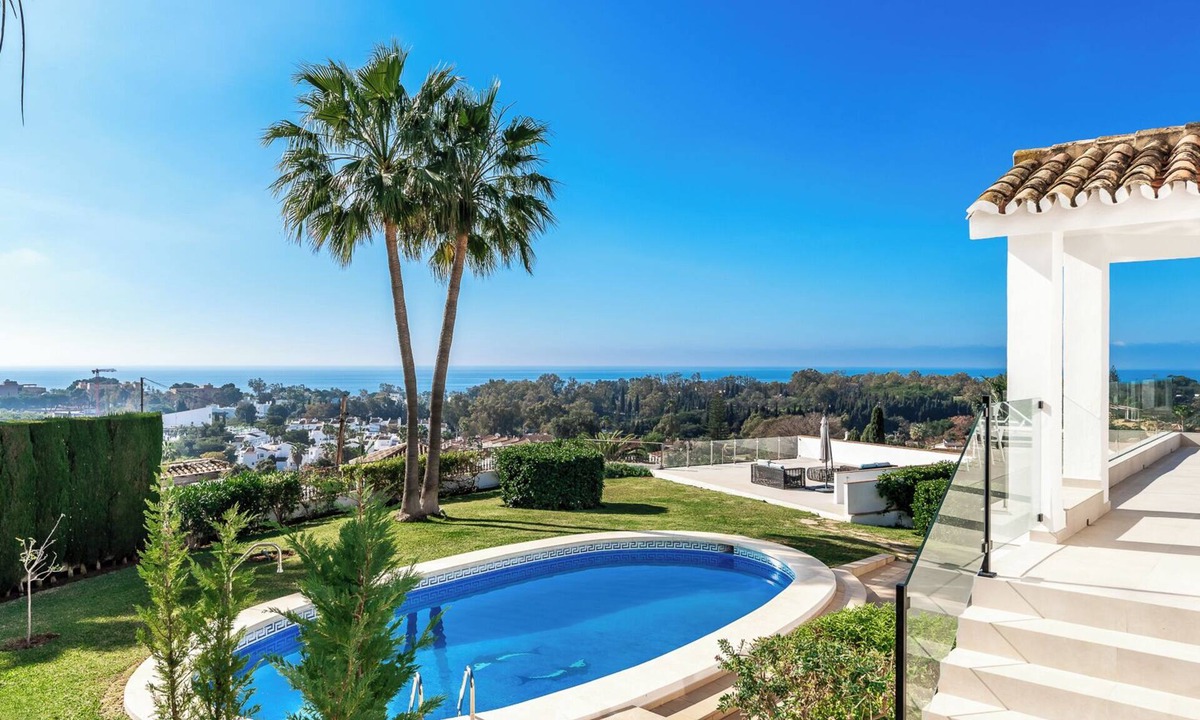 Elviria Villa | Villa with panoramic sea views in Elviria Marbella.
