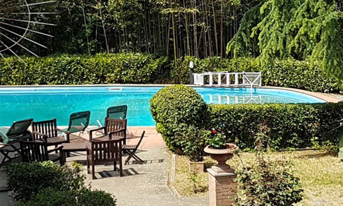 Due Strade House | Villa with pool 2 steps from the center of Florence