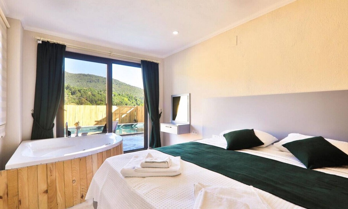 Sarıbelen Villa | Villa with Pool and Jacuzzi in Saribelen, Kalkan