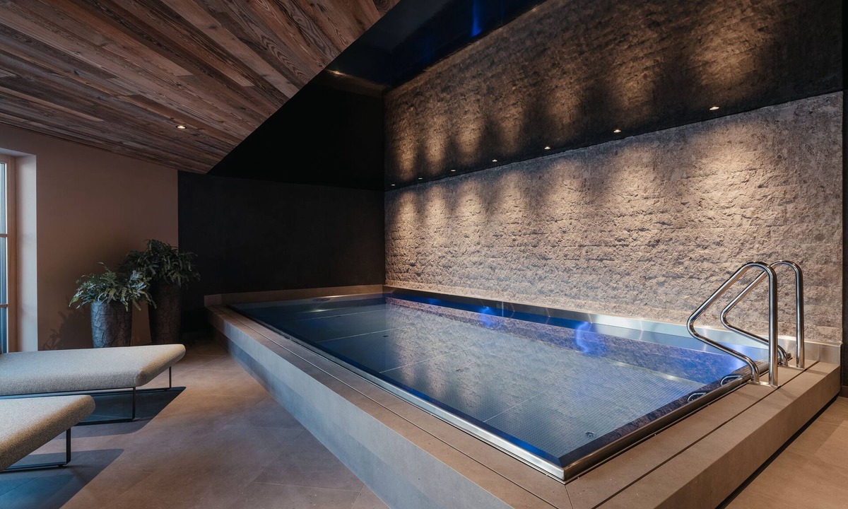 San Vigilio Villa | Villa with pool for 12 people only 2 minutes walk to the lifts to Kronplatz
