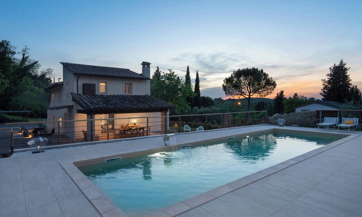 Gambassi Terme House | Villa with pool among Tuscan art cities