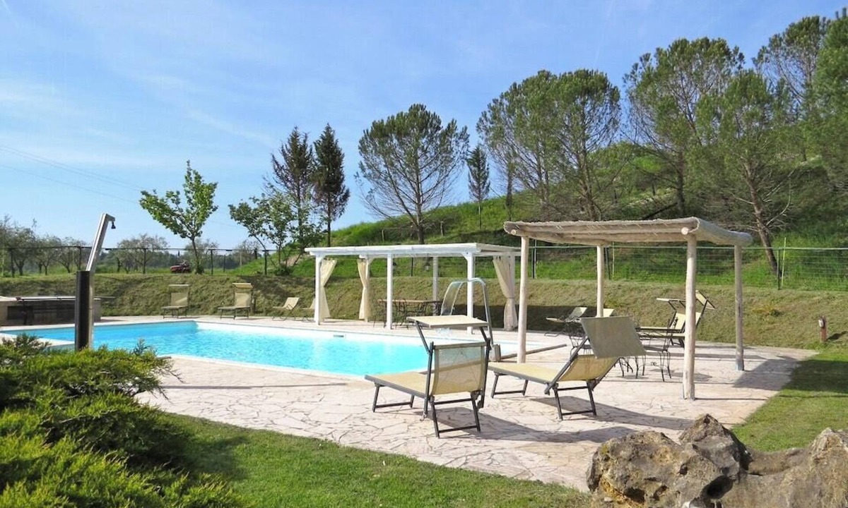 Rapolano Terme House | Villa with private pool among Siena's olive groves