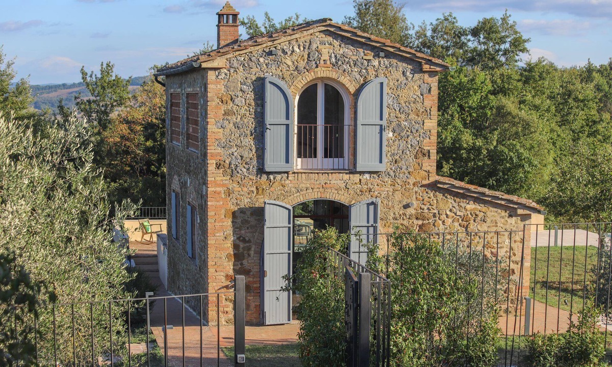 San Macario In Monte Villa | Villa with private pool in central Tuscany
