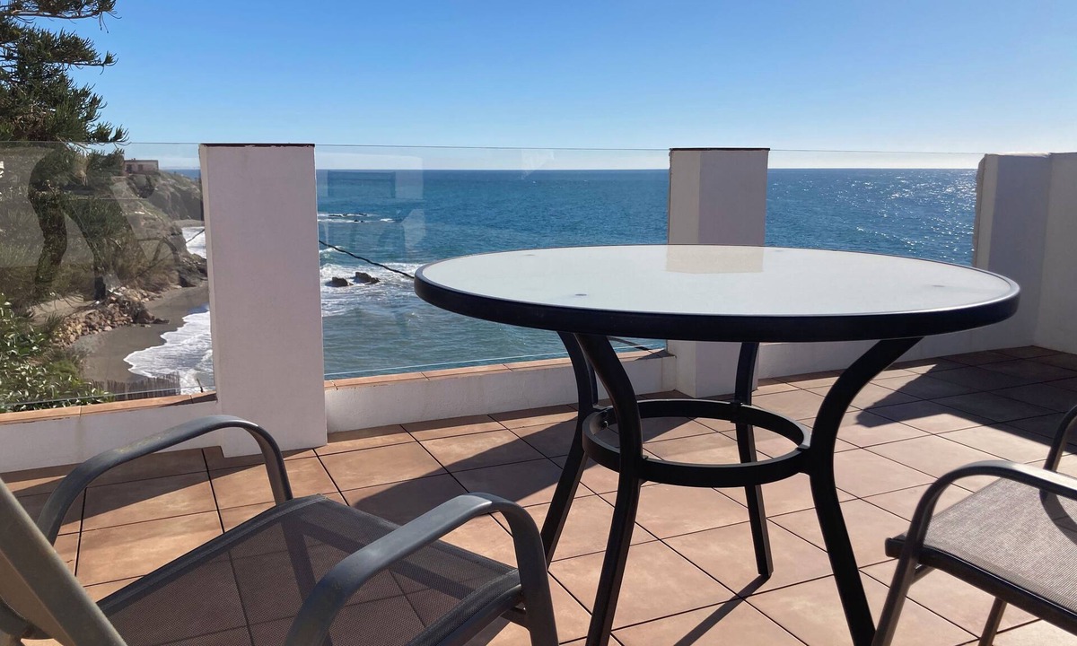 Guainos Bajos Villa | Villa with private access to the beach, great intimacy