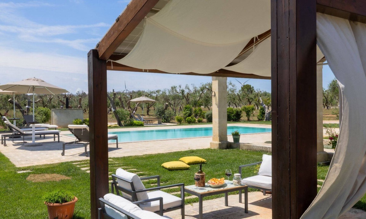 Erchie House | Villa with private pool in the heart of Apulia