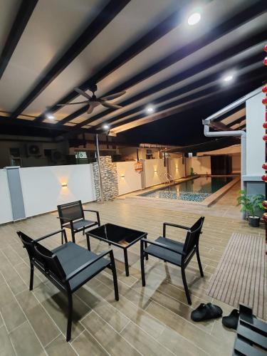 Durian Tunggal Villa | Villa with private pool