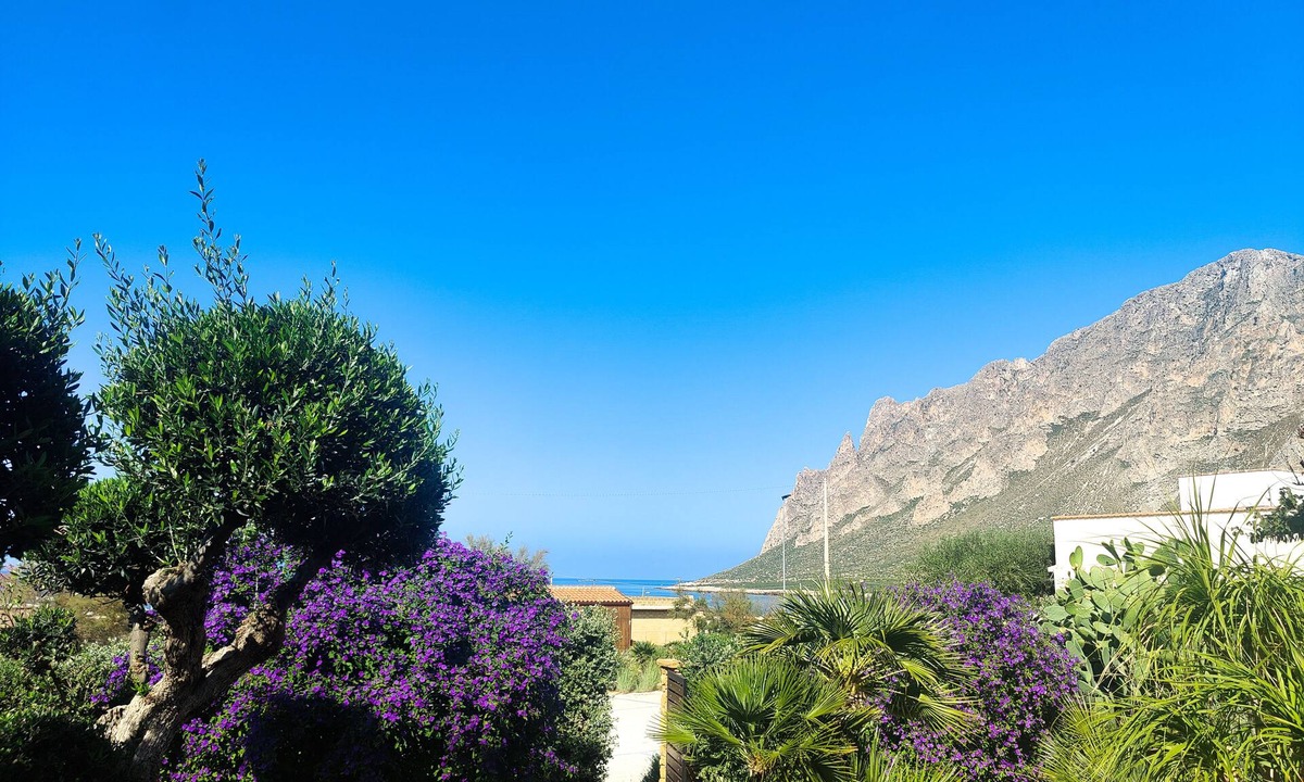 Cornino Villa | Villa with sea view, 3 minutes from the beach