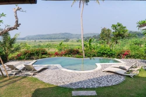 Bangunjiwo Villa | Villa With Stunning Paddy Field Views - Kasongan Yogyakarta