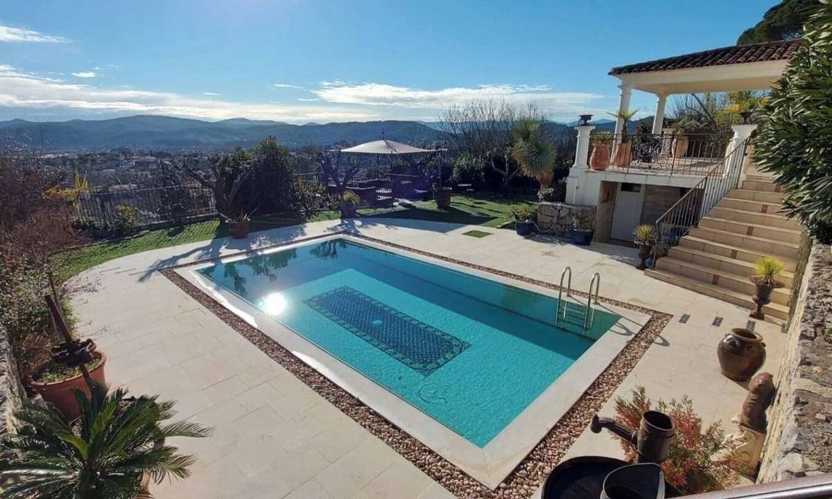 Les Arcs-sur-Argens Villa | Villa with superb panoramic view on the Maures Massif