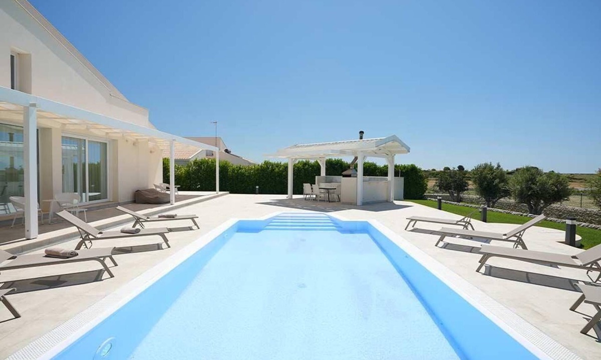 Casa Papa Apartment | Villa with swimming pool in the Modica countryside
