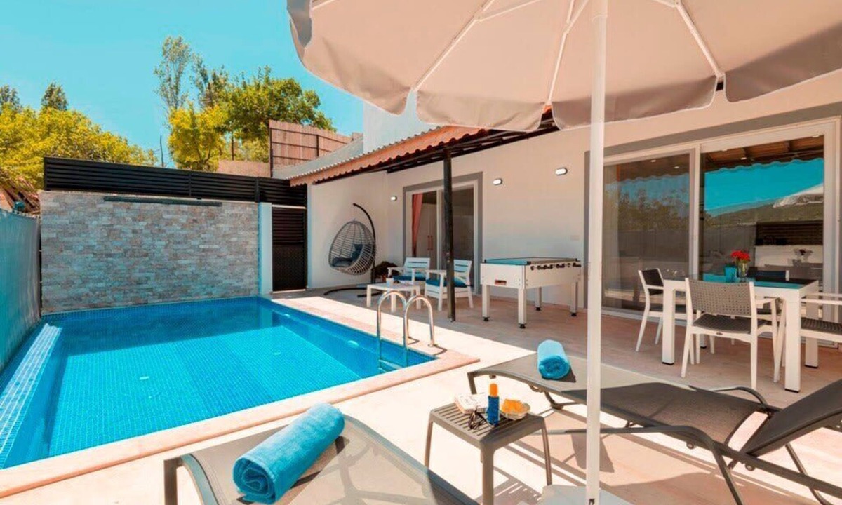 Islamlar Villa | Villa Zafar - Private outdoor pool