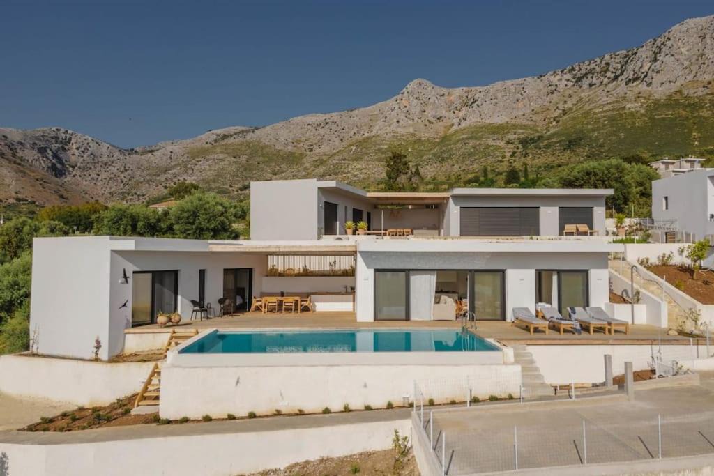 Aktio-Vonitsa Villa | Villa Zaverda