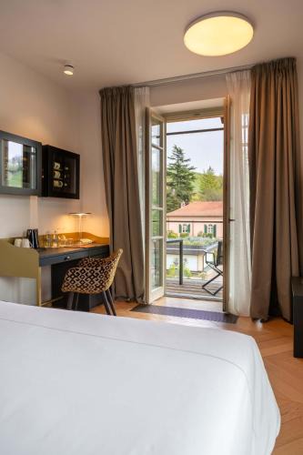 Serralunga d'Alba Hotel | Villaggio Narrante - Le Case dei Conti Mirafiore
