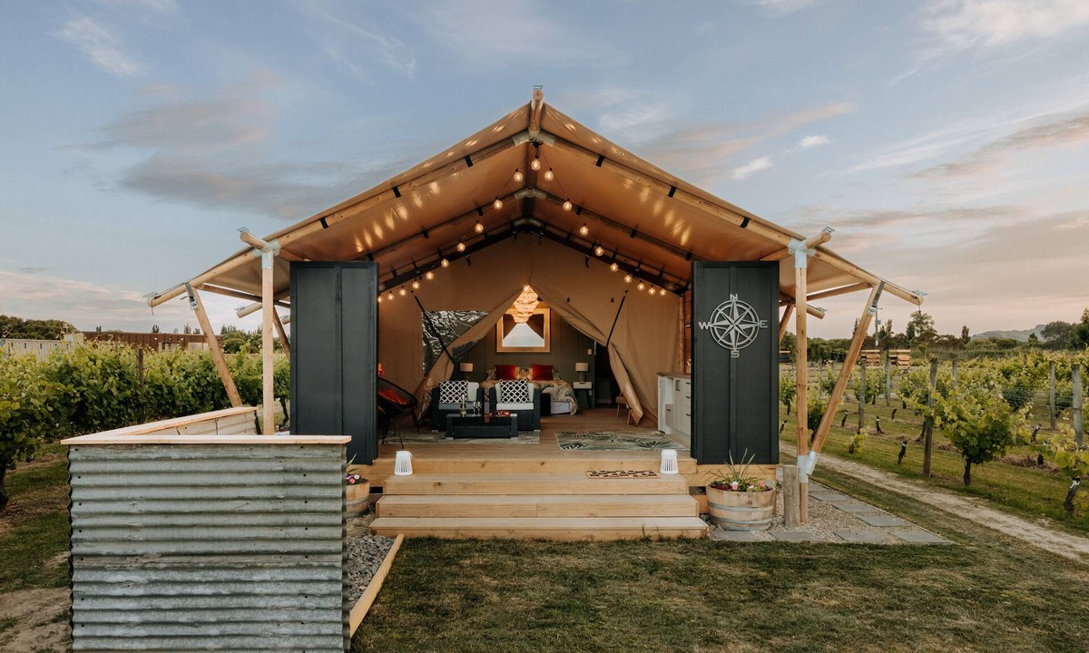 Clive RV Rental | Villas & Vines Glamping