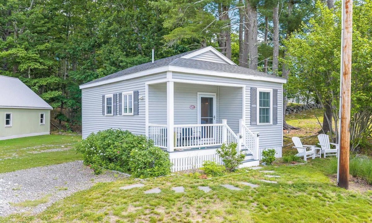 Cape Neddick House | Villetta by the Sea: Cape Neddick cottage with Pool