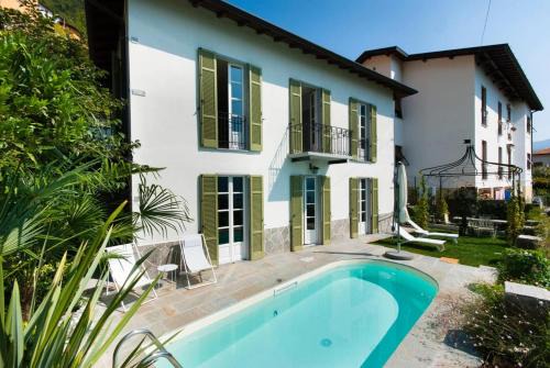 Moltrasio Villa | Villino Genia Moltrasio Lake Como Pool & Lake View