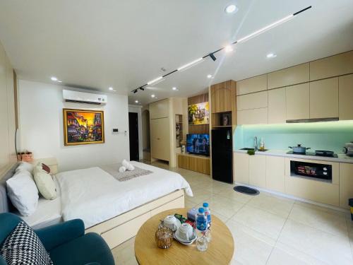 Trung Hoa Nhan Chinh Apartment | Vinhomes Dcapitale - Studio