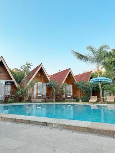 Tahunan Hotel | Vinn Villa, Coffee & Resto