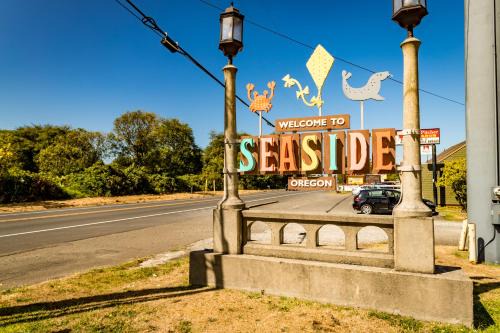 Seaside House | Vintage Beach Cottage