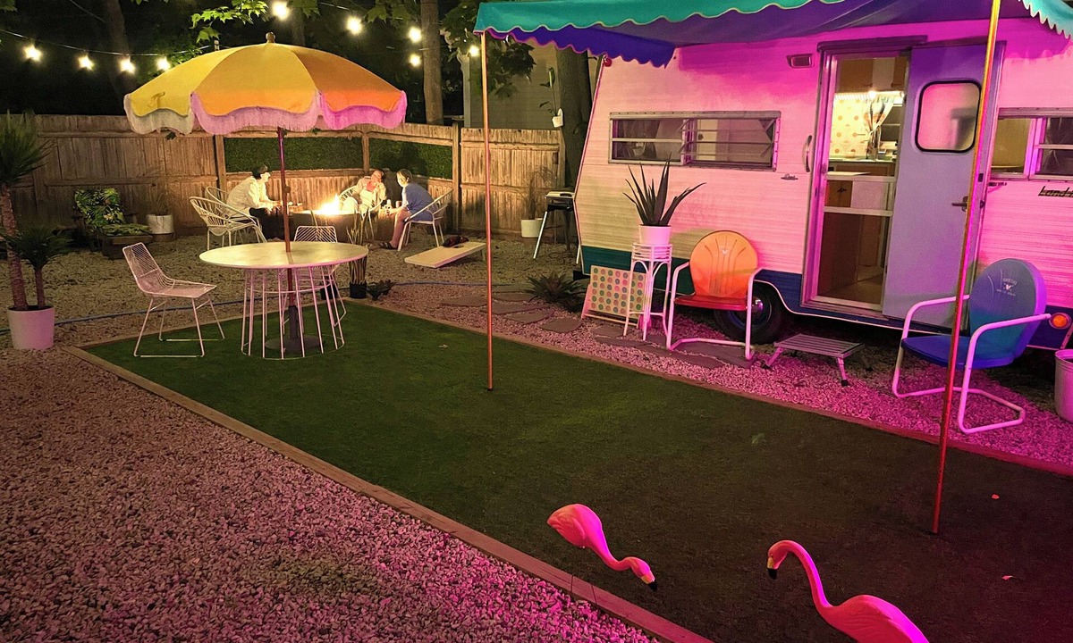 Dover House | Vintage Glamper Oasis in Downtown Dover, walk to downtown and Henry Law Park