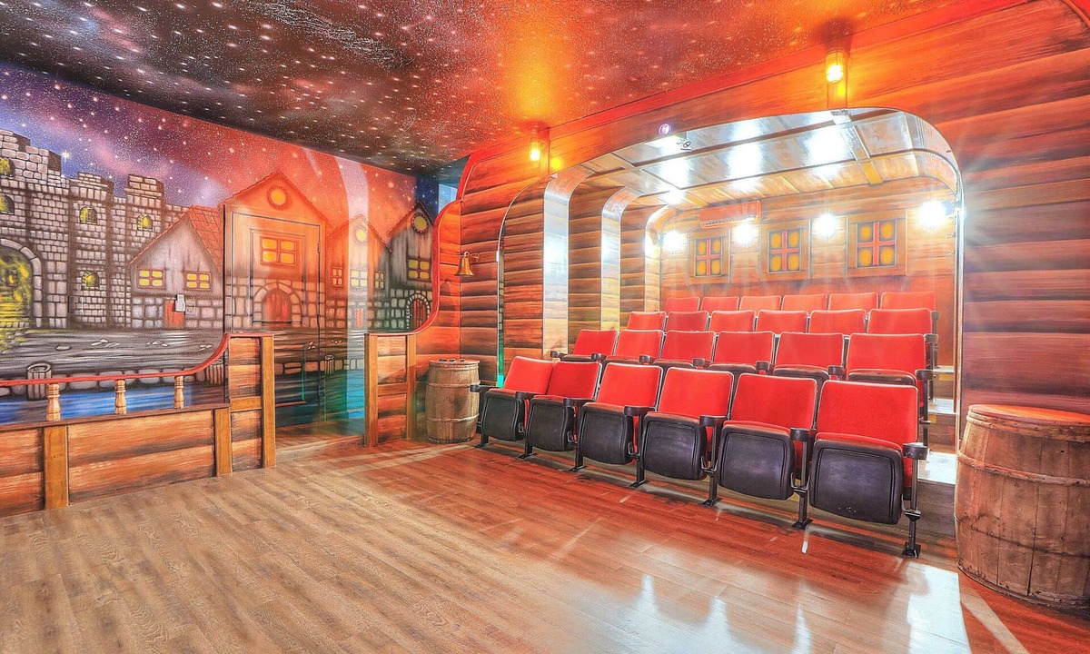 Kissimmee House | Viral One of a Kind Lakeside 15B ~ Gated Resort ~ Theater ~ Pool & Spa by Disney