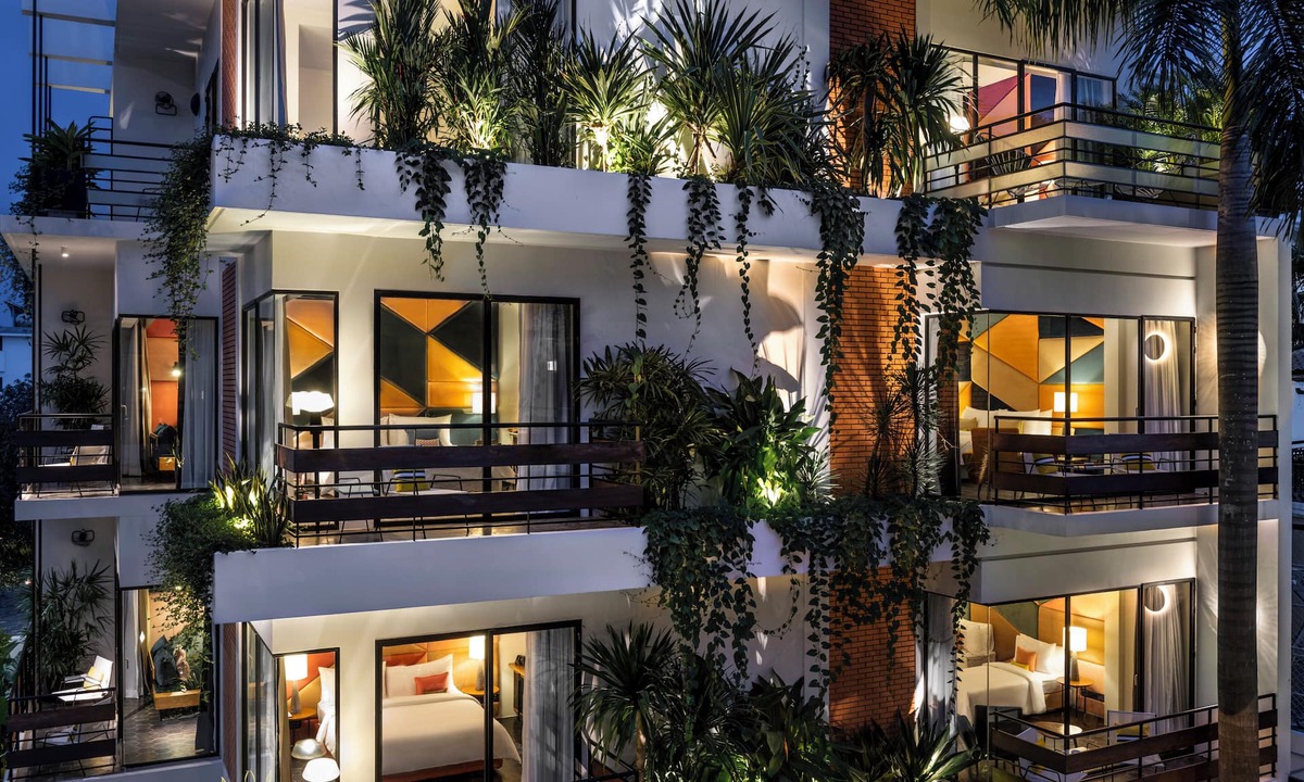 Downtown Siem Reap Hotel | Viroth's Villa