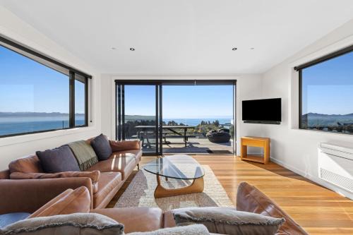 Pohara House | Vista al Mar