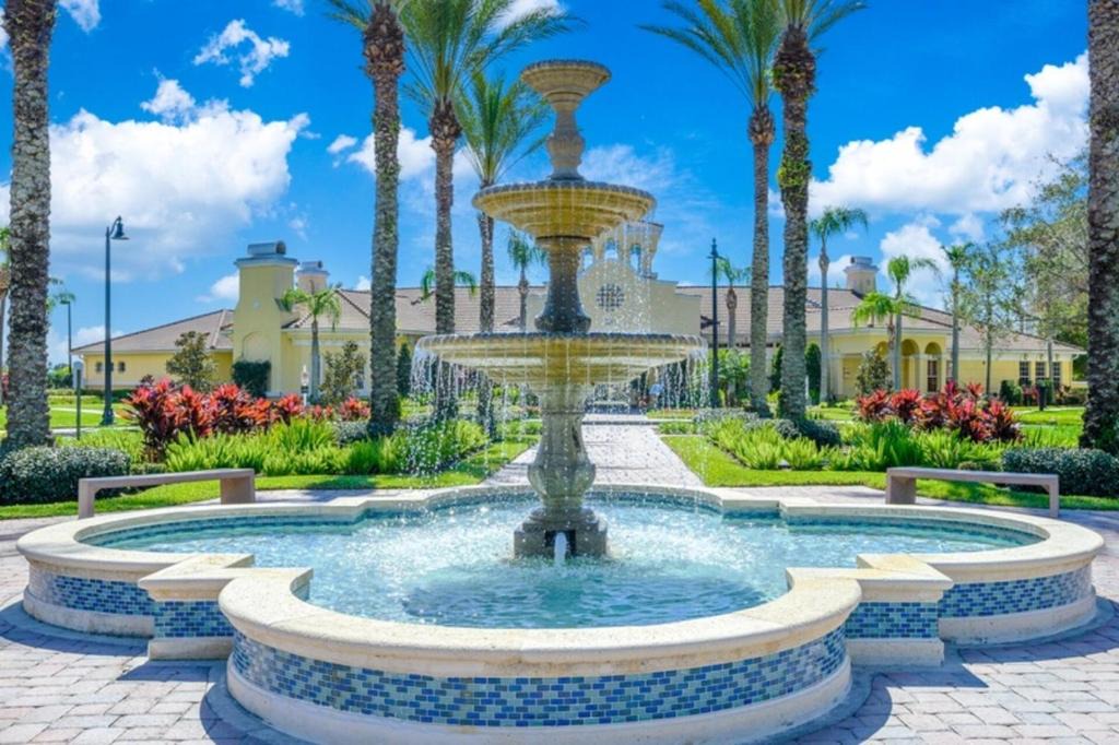 Florida Central Atlantic Coast House | Vista Cay Jewel Luxury By Universal Orlando Rental