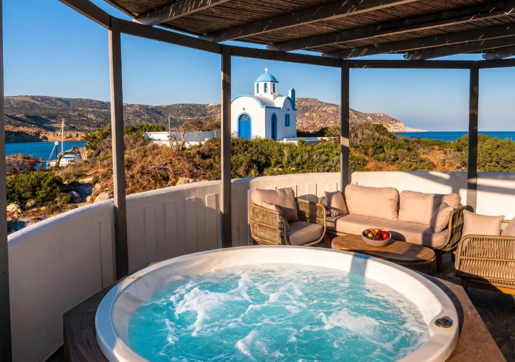 Amoopi Apartment | Vista Maris Suites