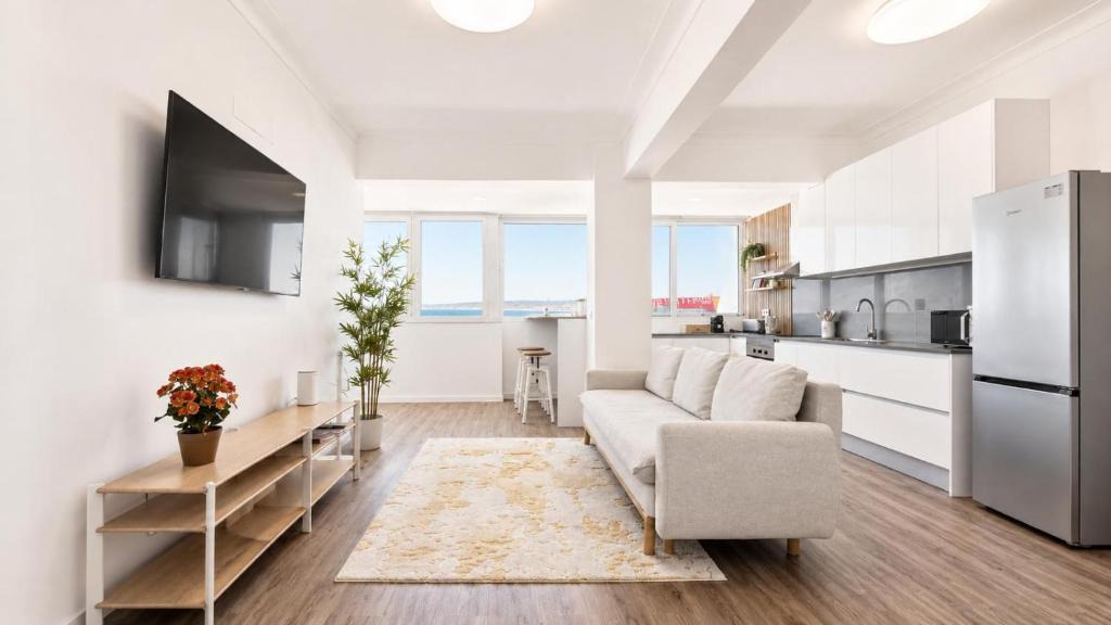 Cacilhas Apartment | Vista Tejo - River View Apartment by Domar Living