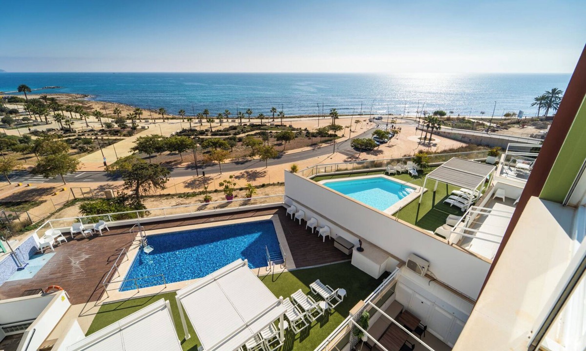 Villajoyosa Hotel | Vistamar Hotel Luxury Wellness by DLV