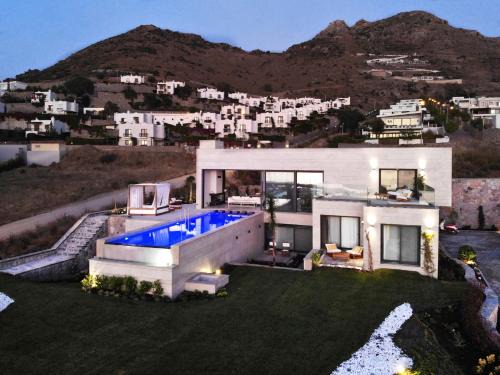 Turgutreis Villa | Vistaport B - Luxury Villa with Private Pool and Sea View