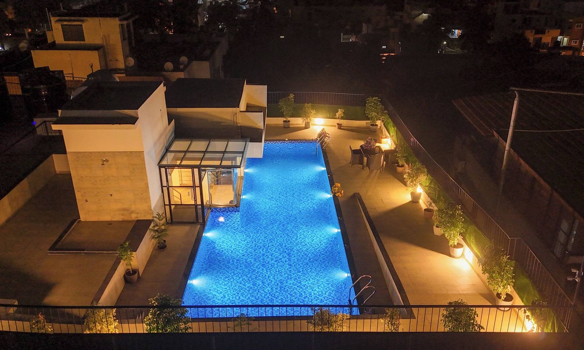HBR Layout Hotel | Visthara Elite