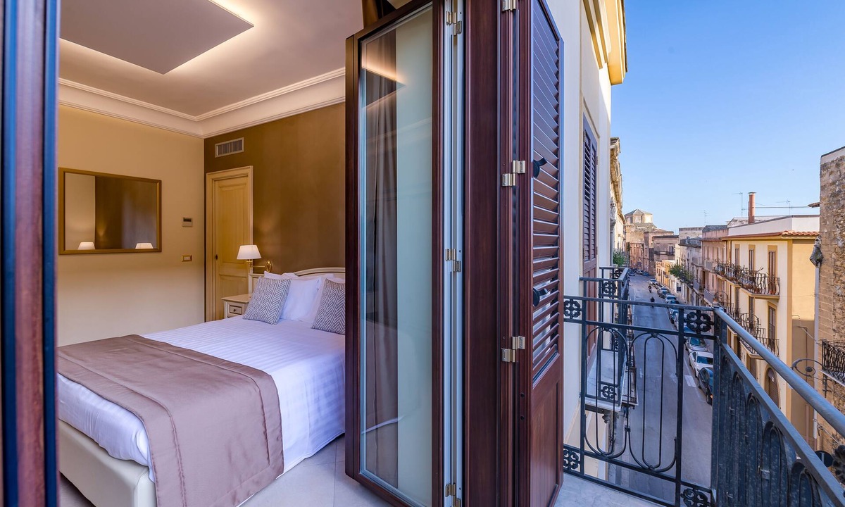 Sciacca Historic Centre Hotel | Vittorio Emanuele Boutique Hotel