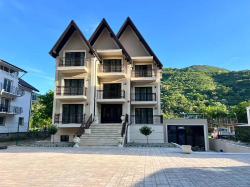 Baile Herculane House | Vivari Guest House - Boutique Stay cu SPA în Băile Herculane